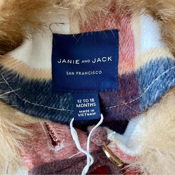 {NWT} Janie & Jack Faux Fur Cape Winter Set - Picture 4 of 10